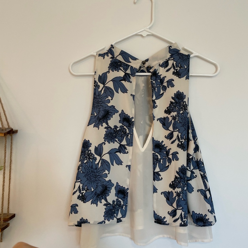 halter neck top
